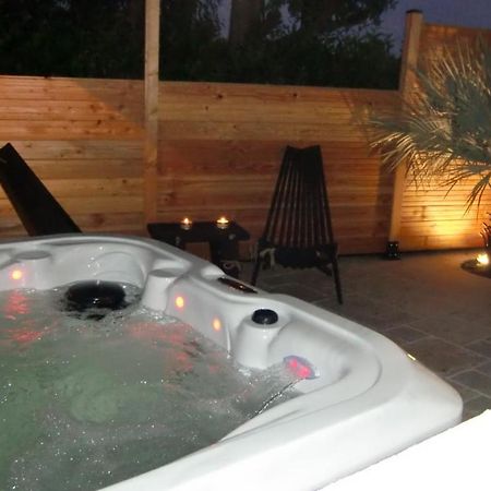 Casa Louise Suites And Spas Privatifs Sainte-Maxime Bagian luar foto