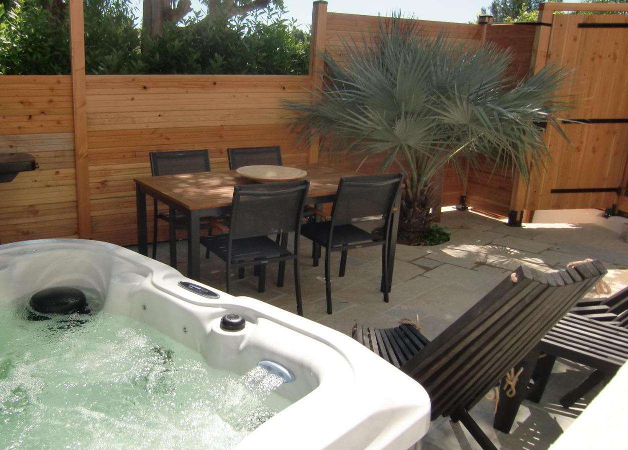 Casa Louise Suites And Spas Privatifs Sainte-Maxime Bagian luar foto